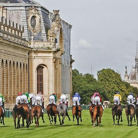 Petit Cocon Proche Gare Et Commerces Chantilly Exteriér fotografie